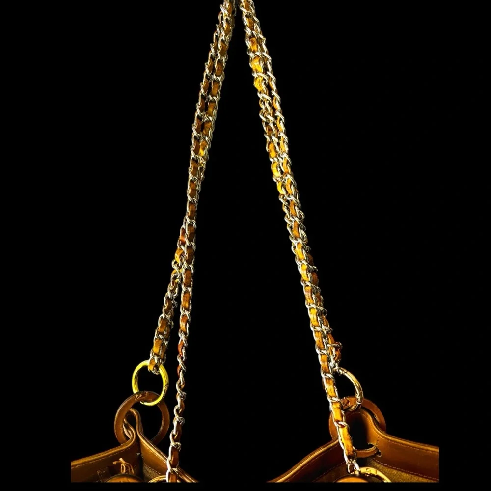 AUTHENTIC GUCCI VINTAGE CARMEL/TAN TOTE BAG W/POUCH-ADDED CHAINS-MADE IN ITALY - Picture 14 of 14